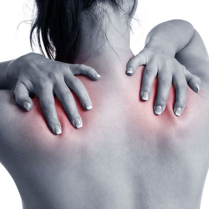 Rückenschmerzen Frauen Schmerztherapie Ladner Eugen Prim Dr